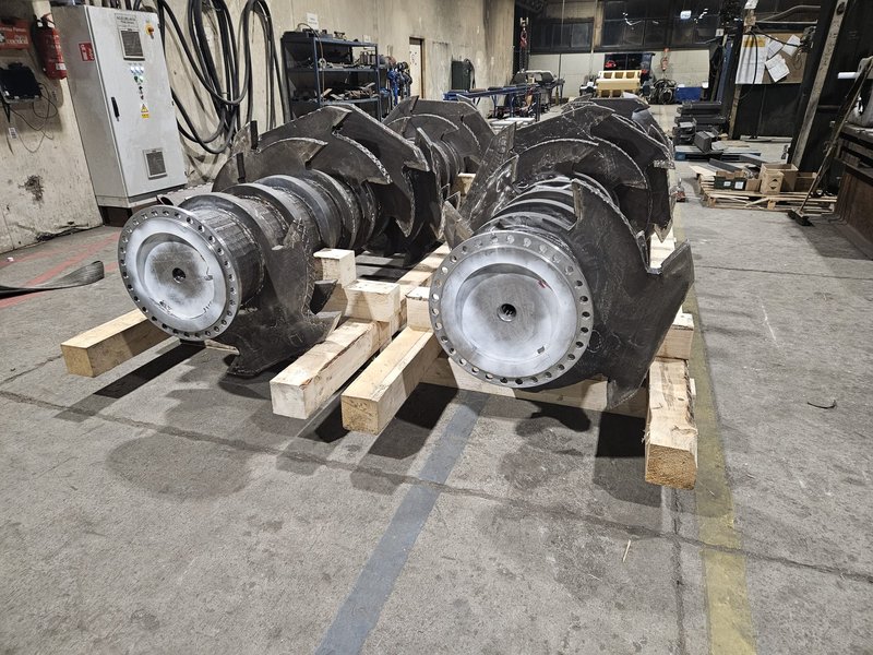 Neubau einer Brecherwelle